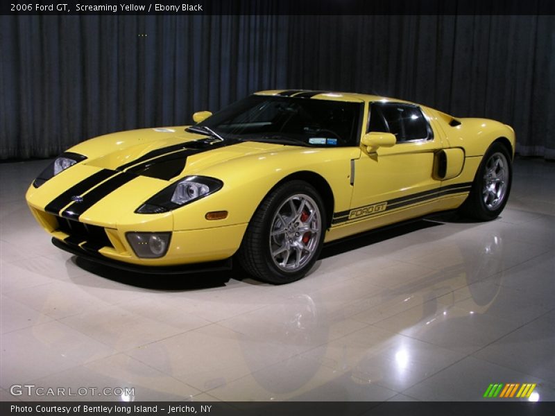 Screaming Yellow / Ebony Black 2006 Ford GT