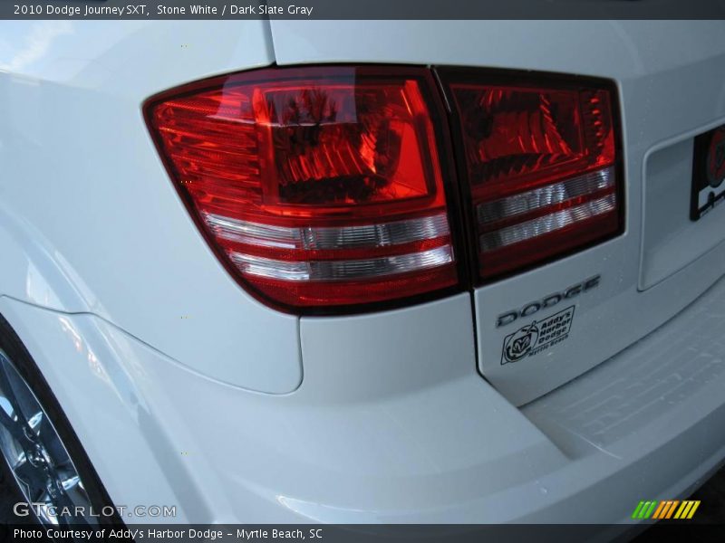 Stone White / Dark Slate Gray 2010 Dodge Journey SXT