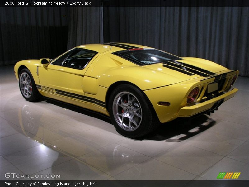 Screaming Yellow / Ebony Black 2006 Ford GT