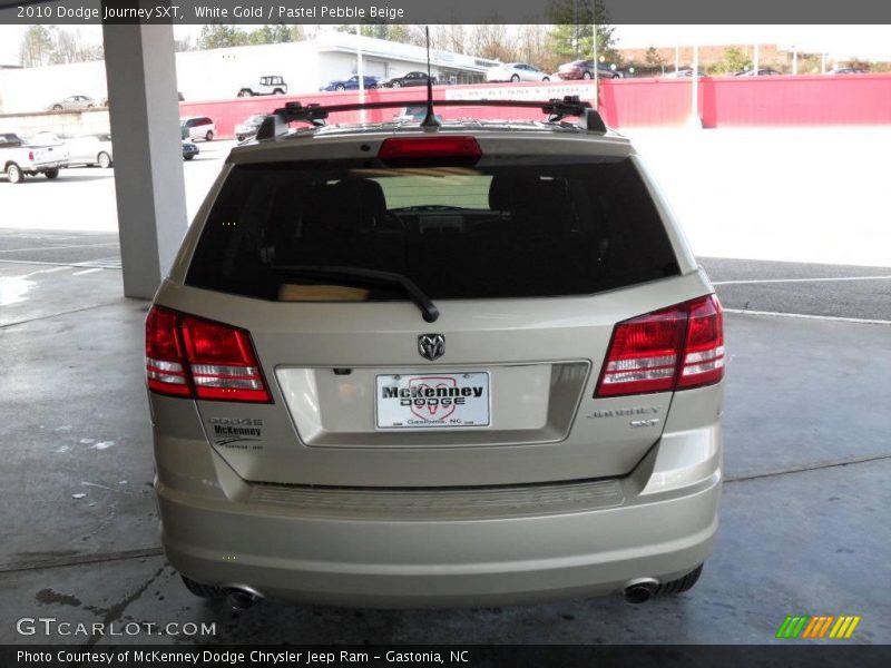 White Gold / Pastel Pebble Beige 2010 Dodge Journey SXT
