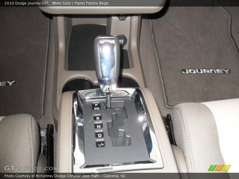 White Gold / Pastel Pebble Beige 2010 Dodge Journey SXT