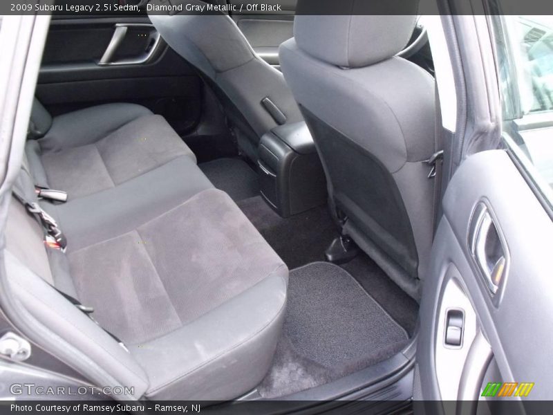 Diamond Gray Metallic / Off Black 2009 Subaru Legacy 2.5i Sedan