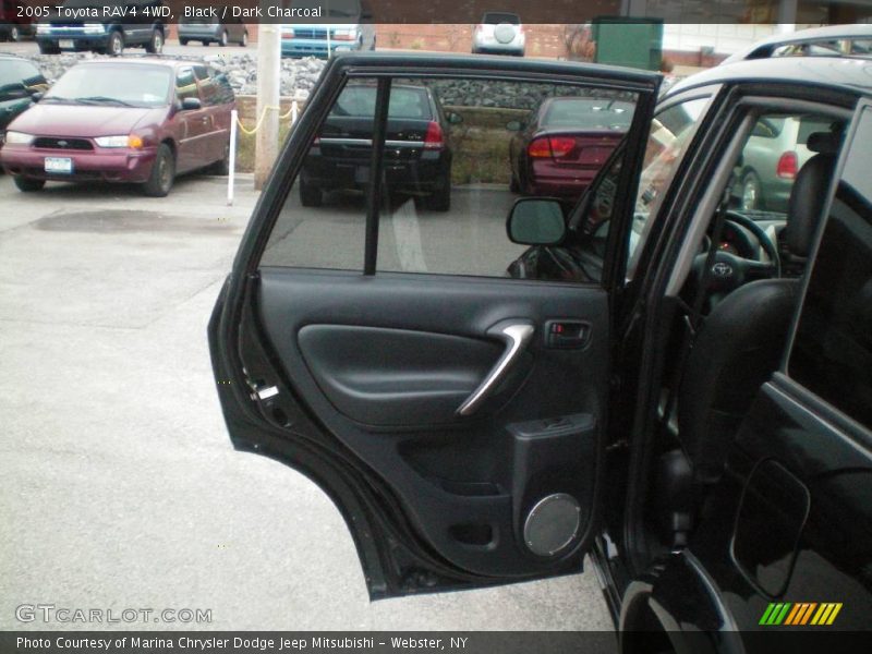 Black / Dark Charcoal 2005 Toyota RAV4 4WD