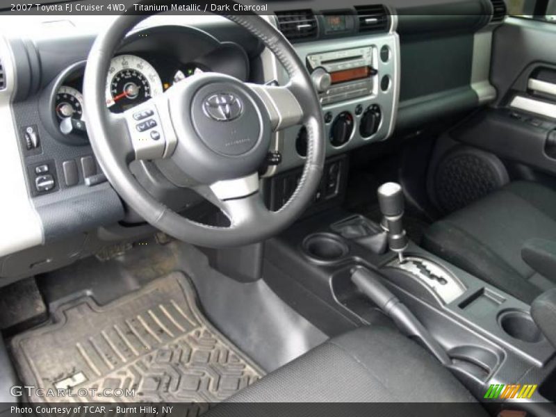 Titanium Metallic / Dark Charcoal 2007 Toyota FJ Cruiser 4WD