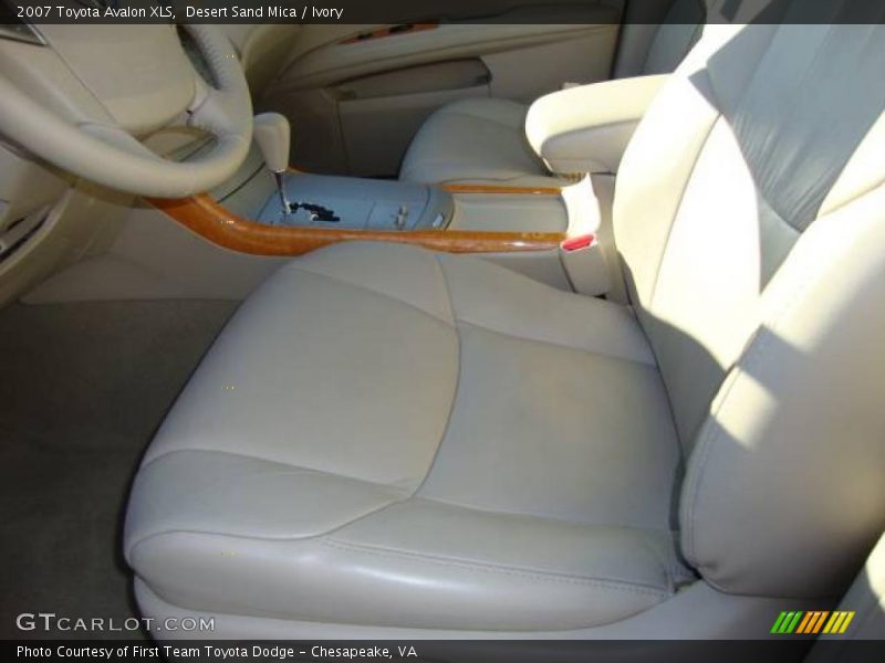 Desert Sand Mica / Ivory 2007 Toyota Avalon XLS