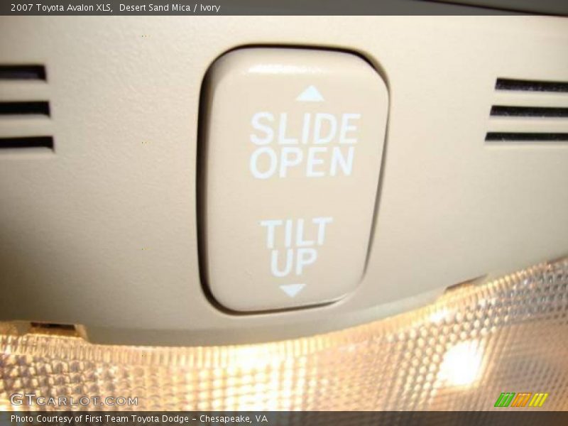 Desert Sand Mica / Ivory 2007 Toyota Avalon XLS
