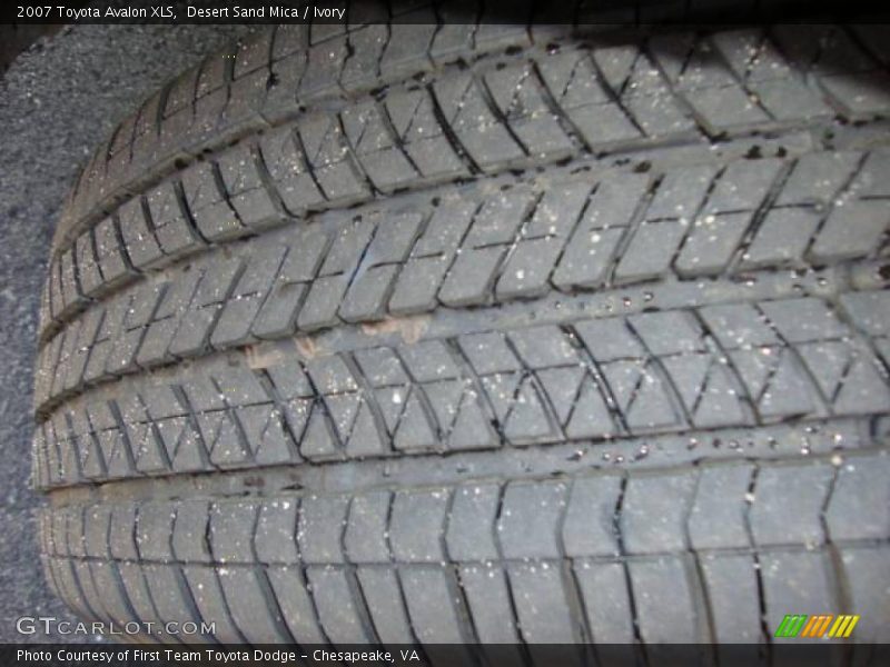 Desert Sand Mica / Ivory 2007 Toyota Avalon XLS