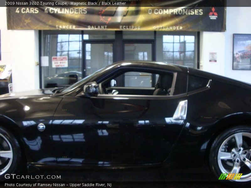 Magnetic Black / Black Leather 2009 Nissan 370Z Touring Coupe