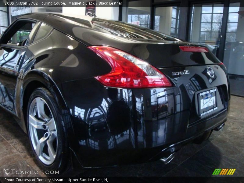 Magnetic Black / Black Leather 2009 Nissan 370Z Touring Coupe