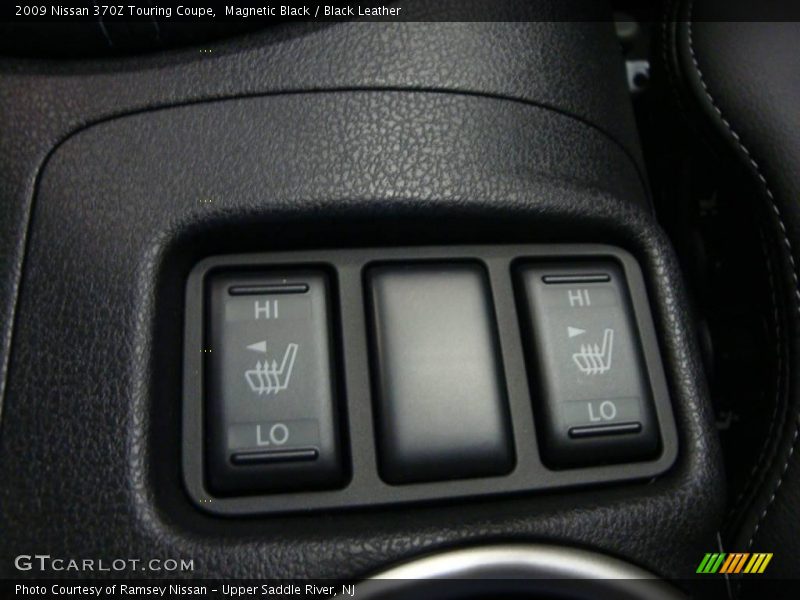 Magnetic Black / Black Leather 2009 Nissan 370Z Touring Coupe