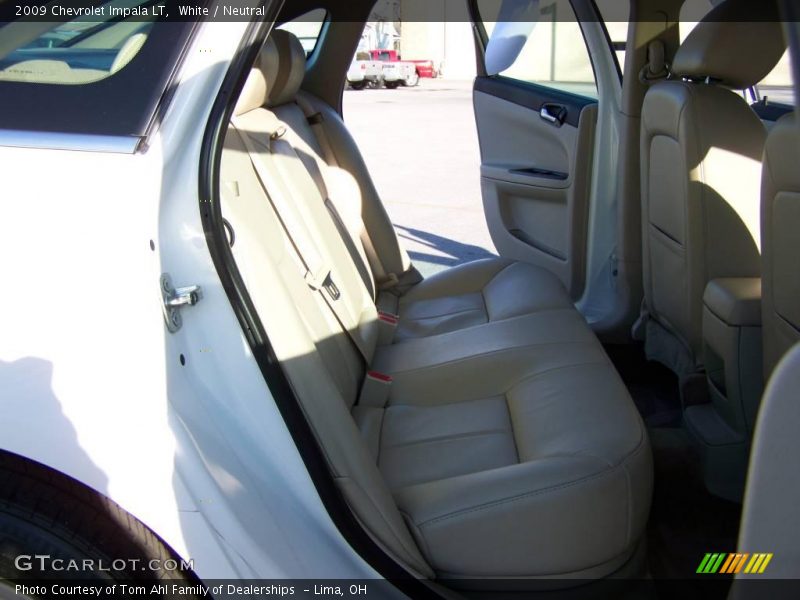 White / Neutral 2009 Chevrolet Impala LT
