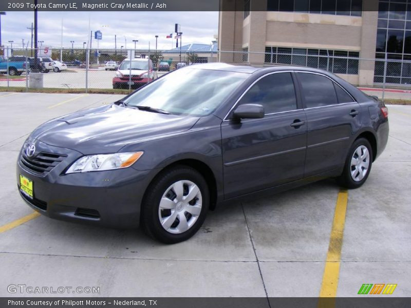 Magnetic Gray Metallic / Ash 2009 Toyota Camry LE