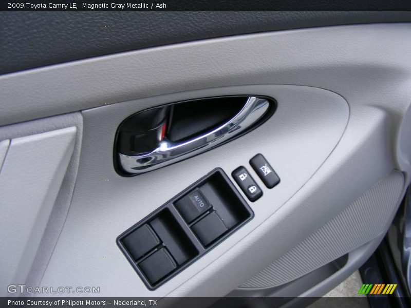 Magnetic Gray Metallic / Ash 2009 Toyota Camry LE