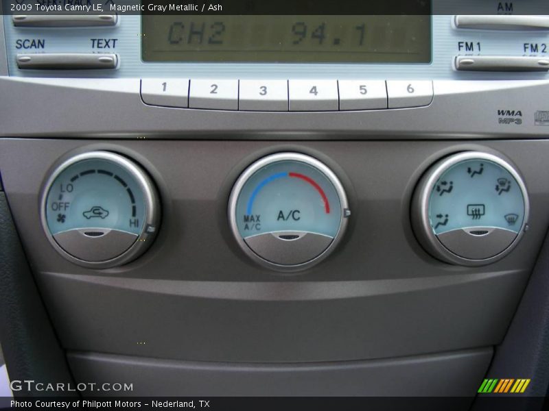 Magnetic Gray Metallic / Ash 2009 Toyota Camry LE