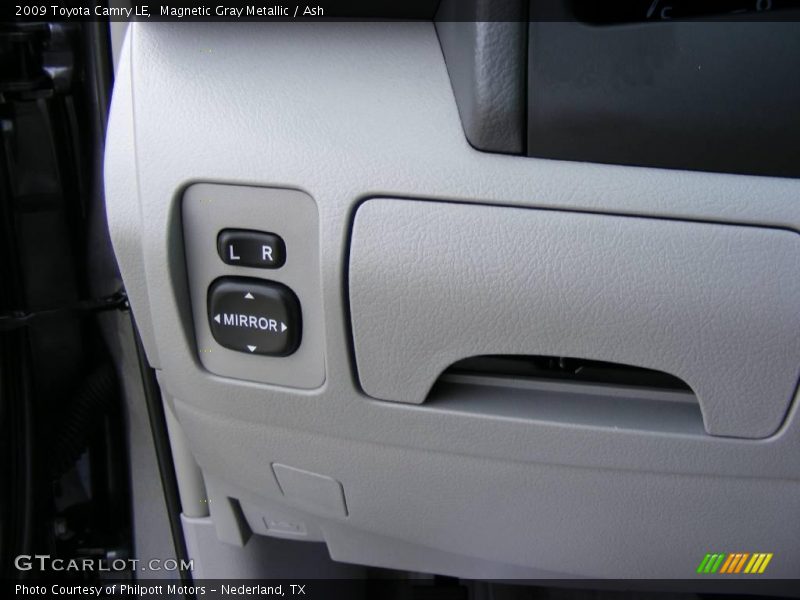 Magnetic Gray Metallic / Ash 2009 Toyota Camry LE