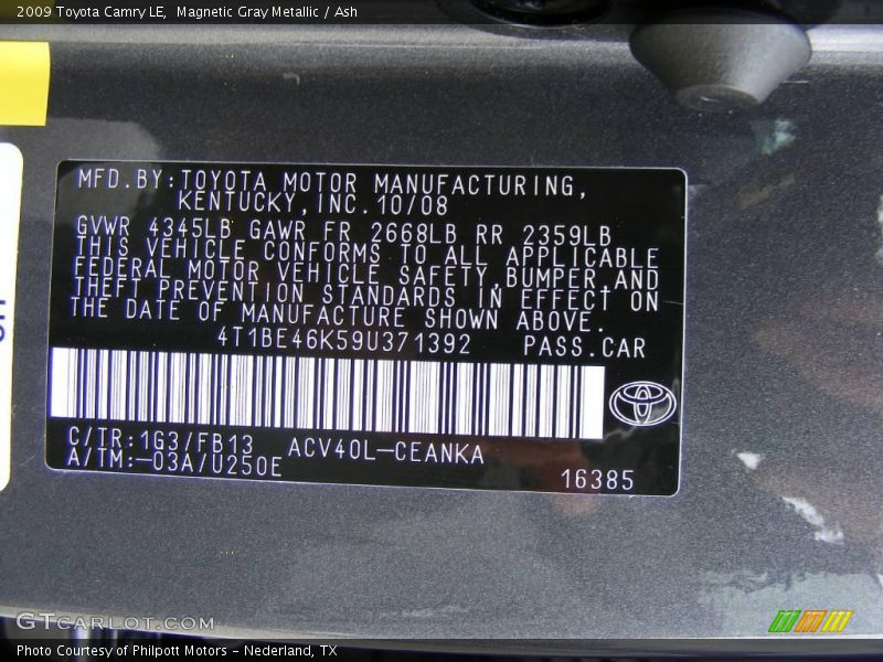 Magnetic Gray Metallic / Ash 2009 Toyota Camry LE