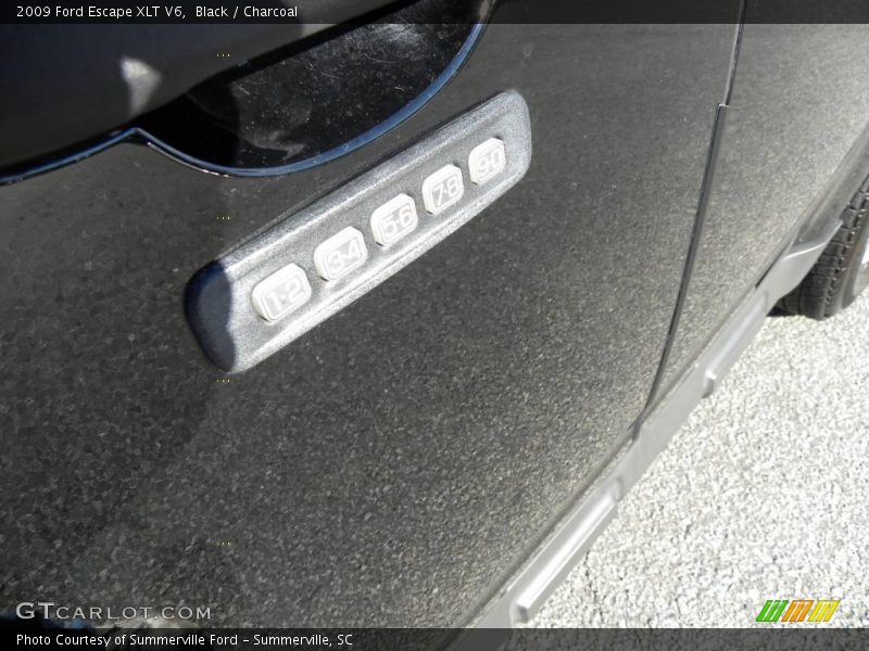 Black / Charcoal 2009 Ford Escape XLT V6