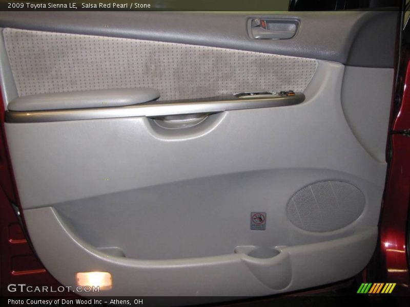Salsa Red Pearl / Stone 2009 Toyota Sienna LE