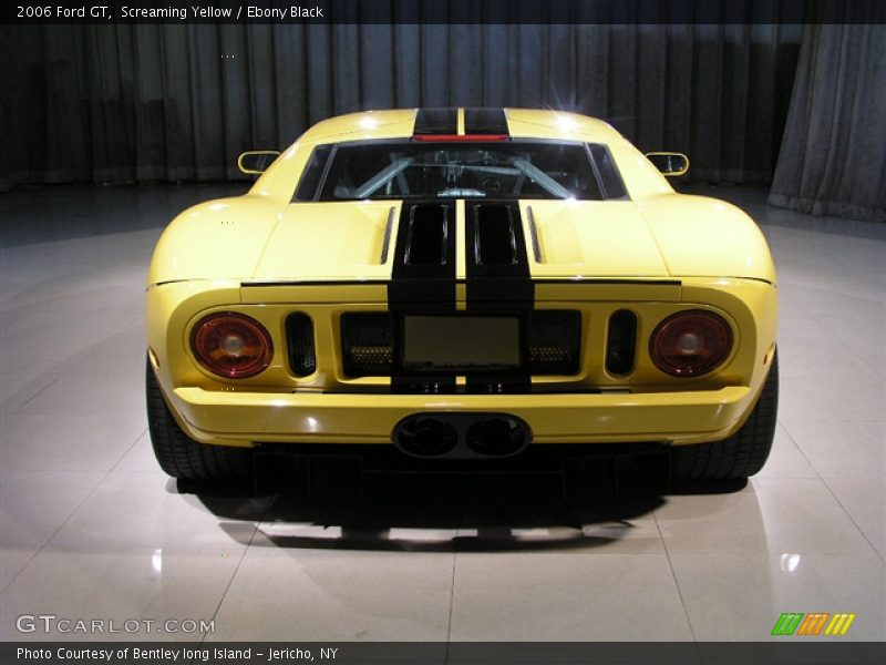 Screaming Yellow / Ebony Black 2006 Ford GT