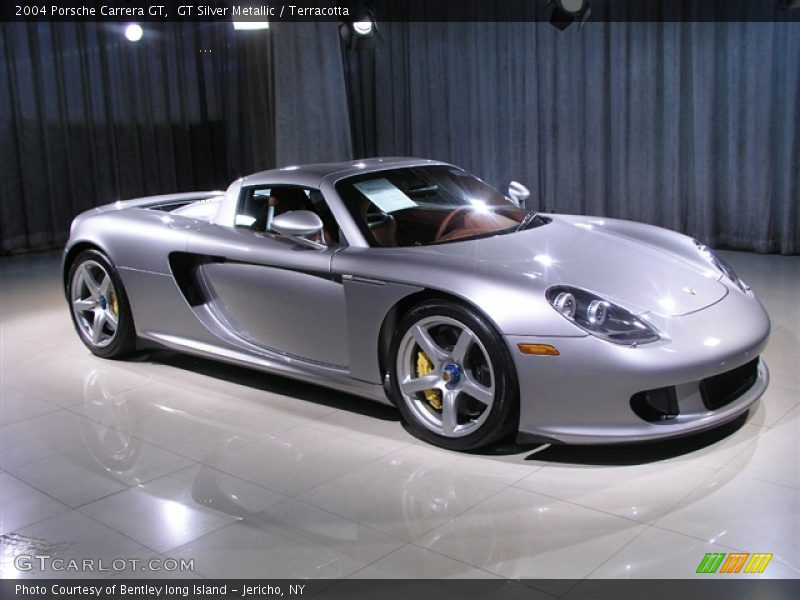 GT Silver Metallic / Terracotta 2004 Porsche Carrera GT