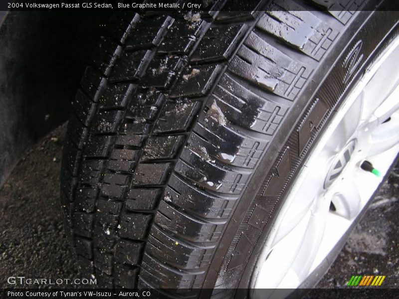 Blue Graphite Metallic / Grey 2004 Volkswagen Passat GLS Sedan