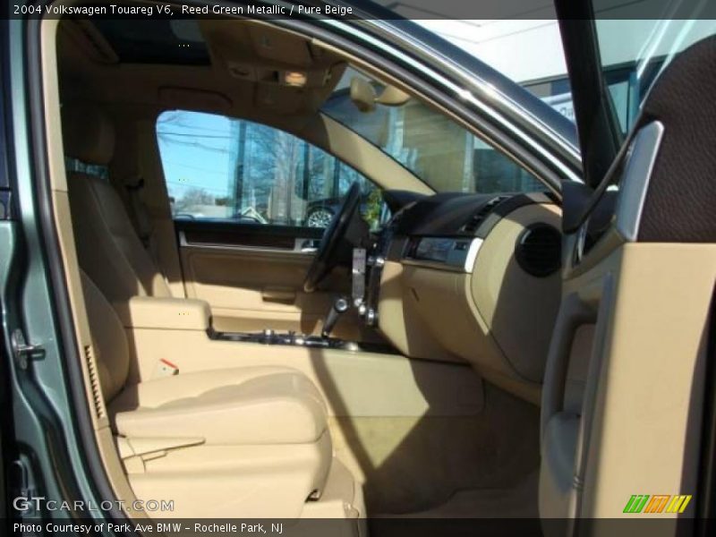 Reed Green Metallic / Pure Beige 2004 Volkswagen Touareg V6