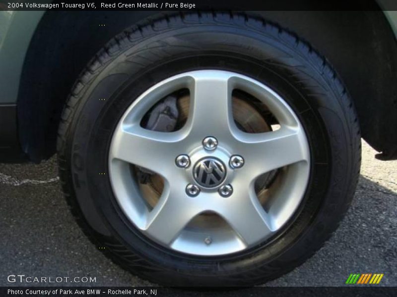 Reed Green Metallic / Pure Beige 2004 Volkswagen Touareg V6