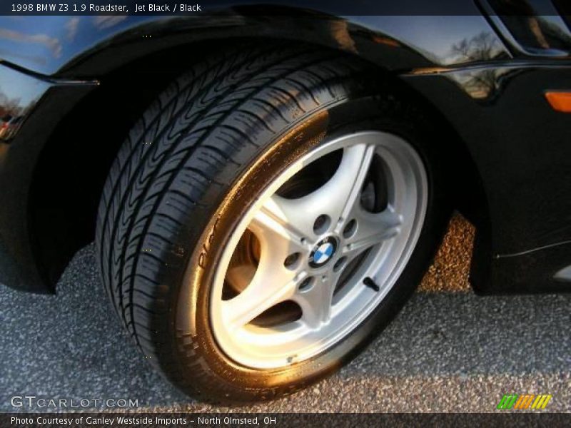 Jet Black / Black 1998 BMW Z3 1.9 Roadster