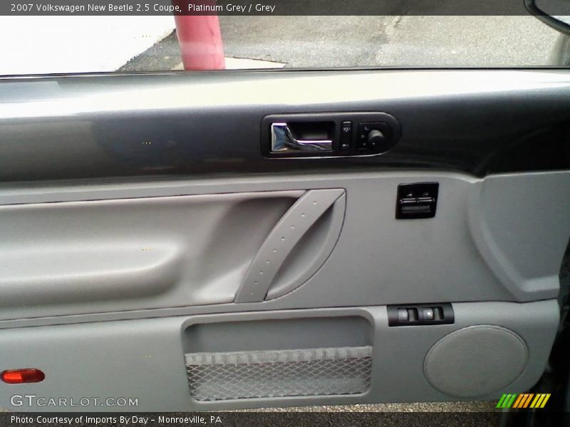 Platinum Grey / Grey 2007 Volkswagen New Beetle 2.5 Coupe