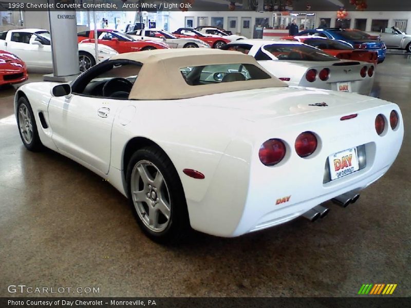 Arctic White / Light Oak 1998 Chevrolet Corvette Convertible