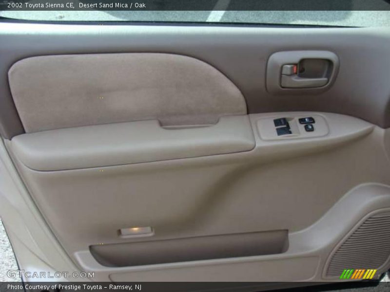 Desert Sand Mica / Oak 2002 Toyota Sienna CE