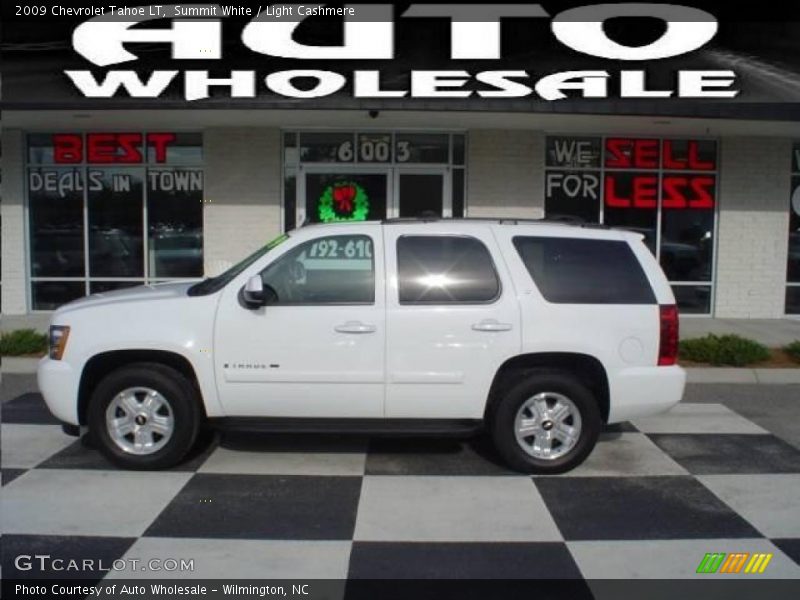 Summit White / Light Cashmere 2009 Chevrolet Tahoe LT