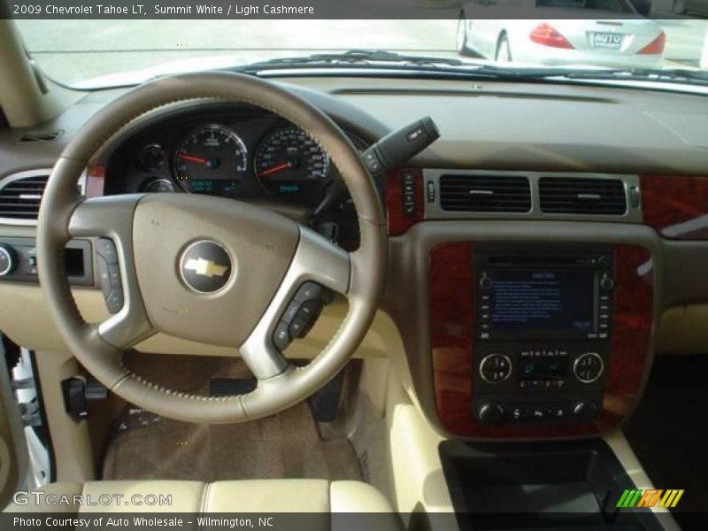 Summit White / Light Cashmere 2009 Chevrolet Tahoe LT
