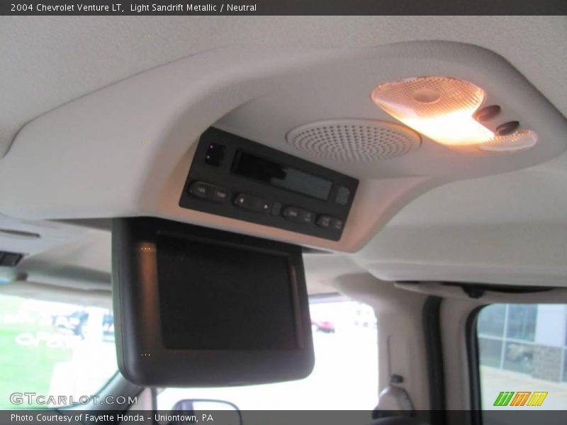 Light Sandrift Metallic / Neutral 2004 Chevrolet Venture LT