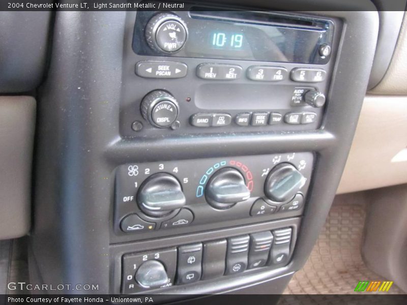 Light Sandrift Metallic / Neutral 2004 Chevrolet Venture LT