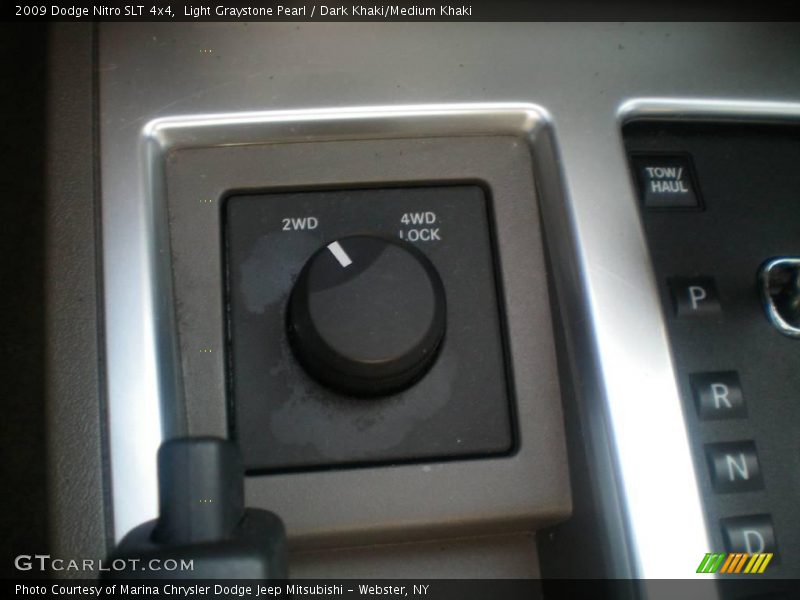 Light Graystone Pearl / Dark Khaki/Medium Khaki 2009 Dodge Nitro SLT 4x4