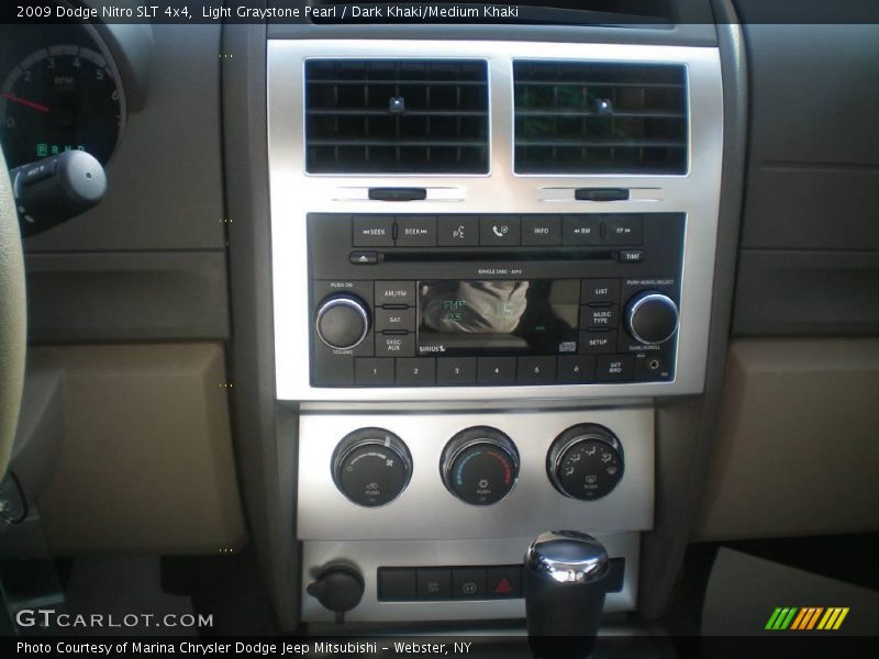 Light Graystone Pearl / Dark Khaki/Medium Khaki 2009 Dodge Nitro SLT 4x4