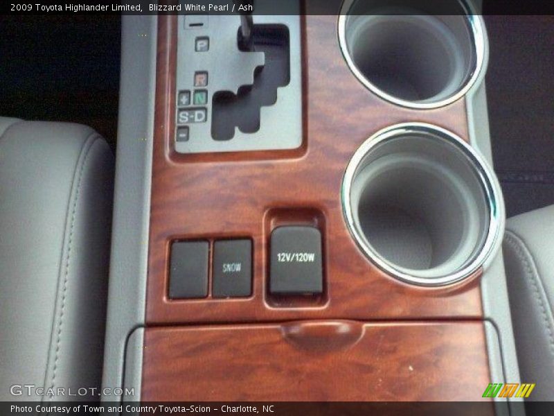 Blizzard White Pearl / Ash 2009 Toyota Highlander Limited