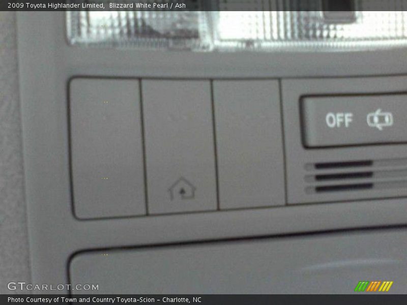 Blizzard White Pearl / Ash 2009 Toyota Highlander Limited