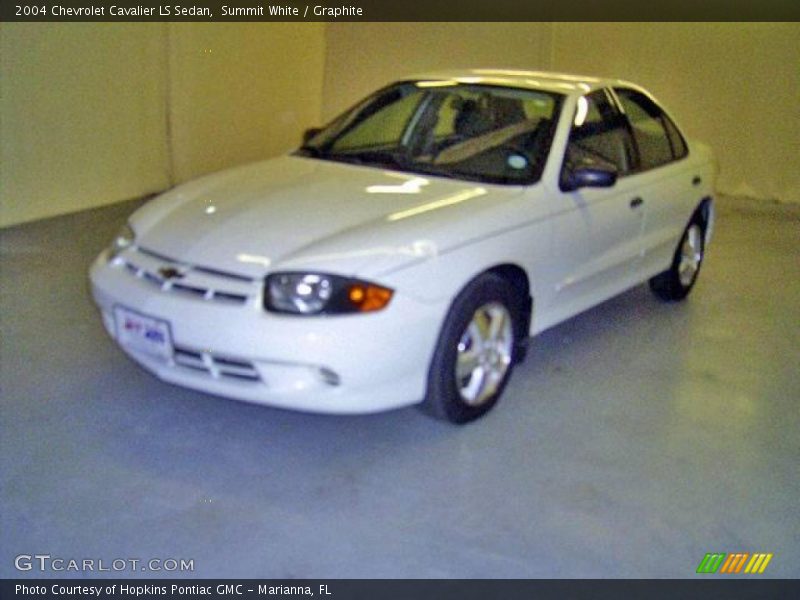 Summit White / Graphite 2004 Chevrolet Cavalier LS Sedan