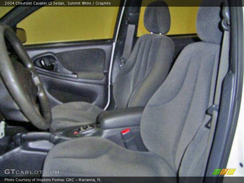 Summit White / Graphite 2004 Chevrolet Cavalier LS Sedan