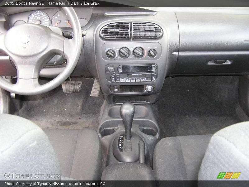 Flame Red / Dark Slate Gray 2005 Dodge Neon SE