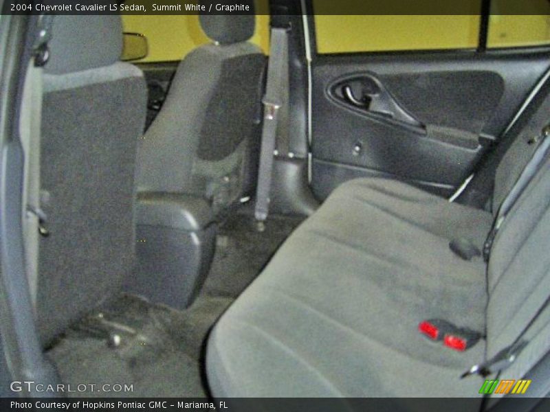 Summit White / Graphite 2004 Chevrolet Cavalier LS Sedan