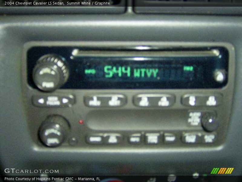 Summit White / Graphite 2004 Chevrolet Cavalier LS Sedan