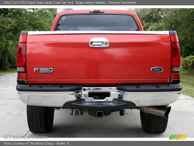Bright Amber Metallic / Medium Parchment 2001 Ford F350 Super Duty Lariat Crew Cab 4x4