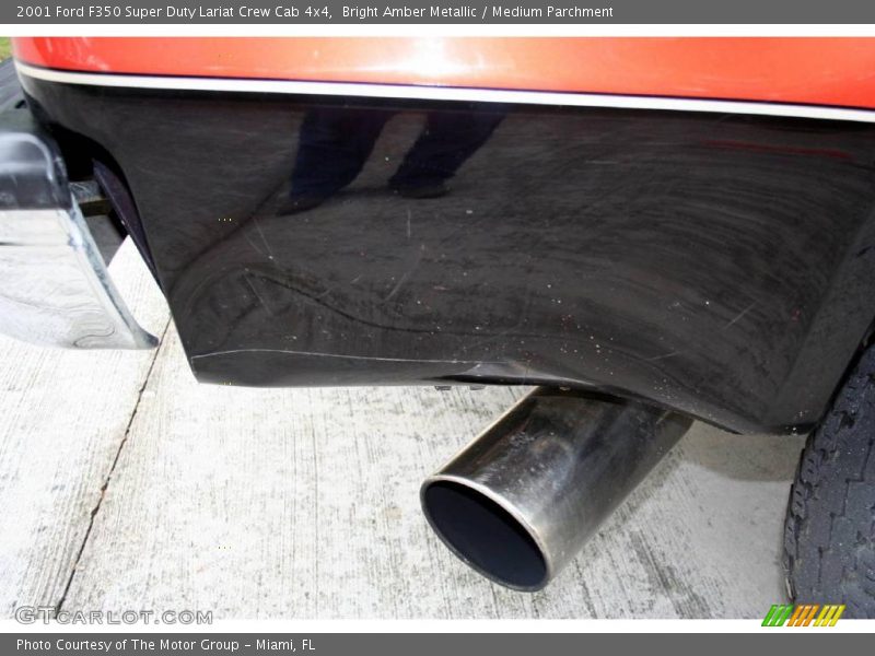 Bright Amber Metallic / Medium Parchment 2001 Ford F350 Super Duty Lariat Crew Cab 4x4