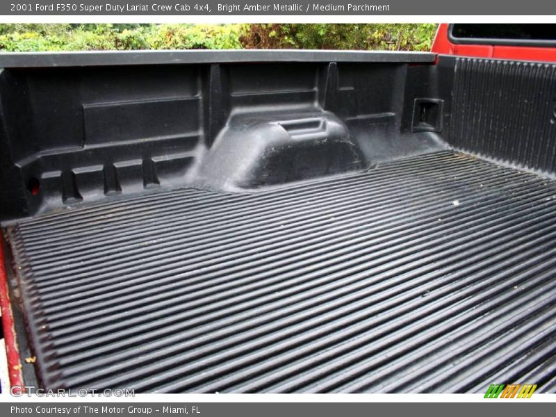 Bright Amber Metallic / Medium Parchment 2001 Ford F350 Super Duty Lariat Crew Cab 4x4