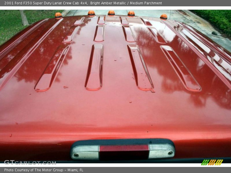 Bright Amber Metallic / Medium Parchment 2001 Ford F350 Super Duty Lariat Crew Cab 4x4