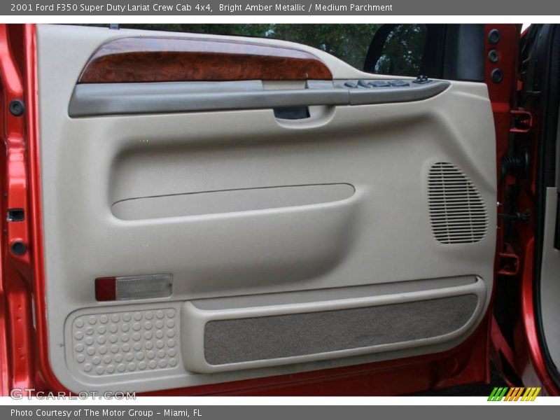 Bright Amber Metallic / Medium Parchment 2001 Ford F350 Super Duty Lariat Crew Cab 4x4