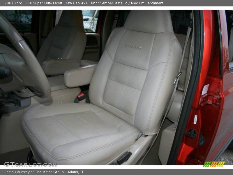 Bright Amber Metallic / Medium Parchment 2001 Ford F350 Super Duty Lariat Crew Cab 4x4